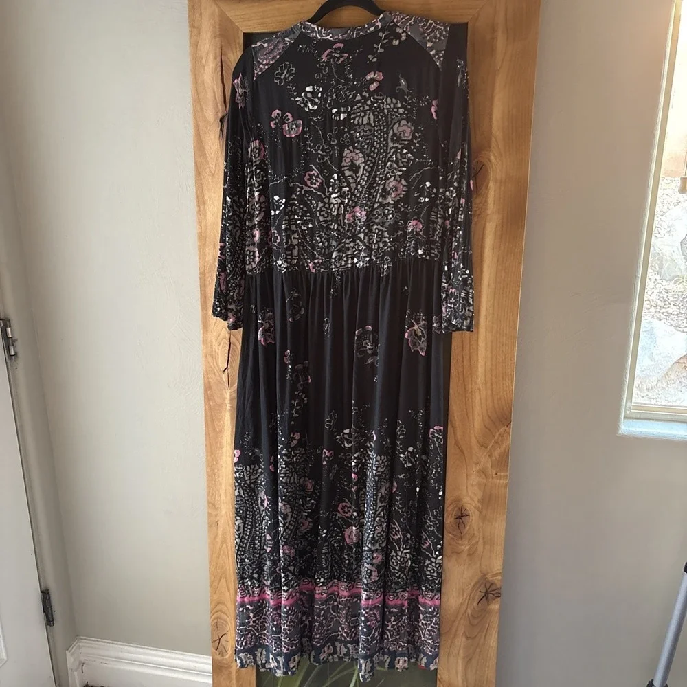 Free People's You Only Knew' Boho Black And‎ Pink Maxi Dress. Size Small